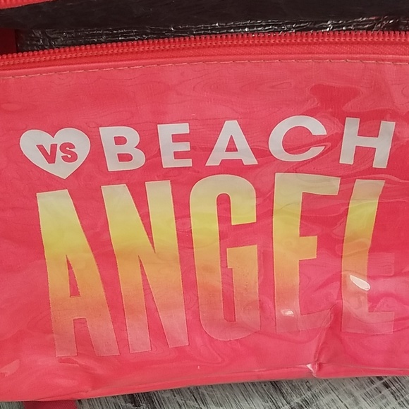 Victoria's Secret | Insulated Tote - Picture 7 of 7